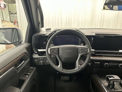 New 2026 Chevrolet Silverado 1500 RST AWD/4WD image 12
