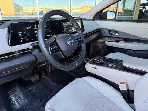 Used 2023 Nissan Ariya FWD image 29