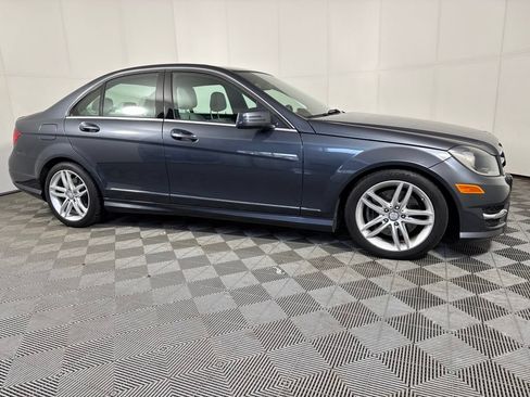 Used 2013 Mercedes-Benz C 300 4MATIC Sedan image 9