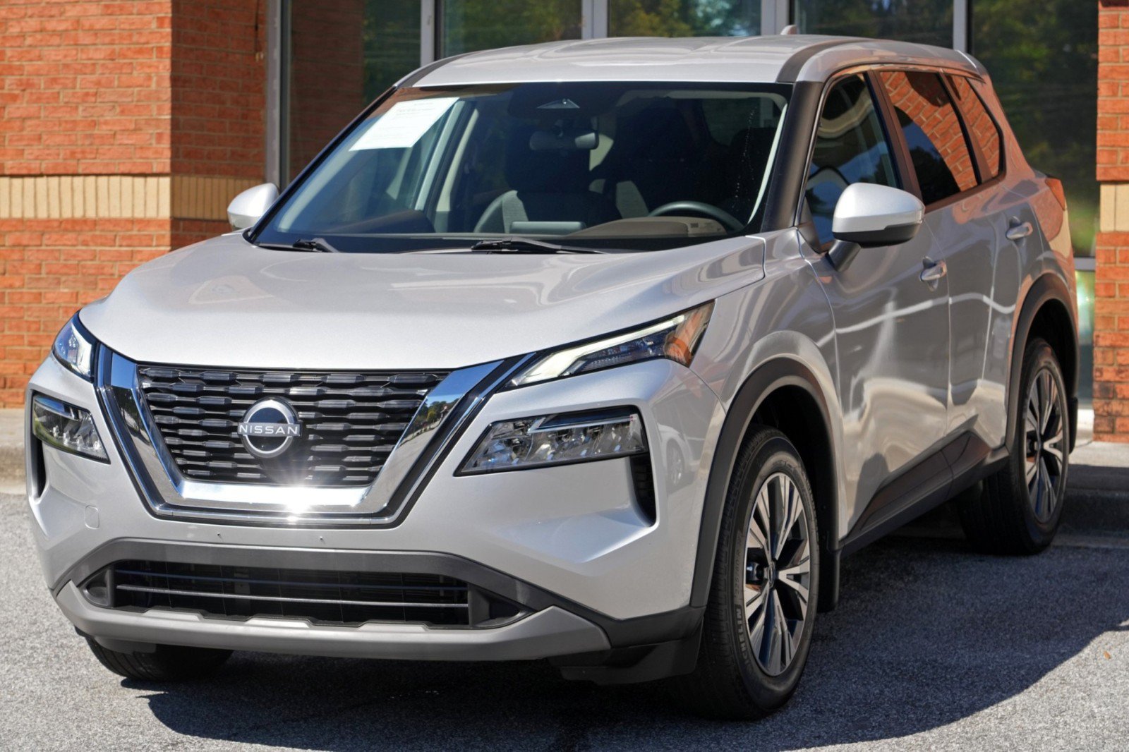 Used 2022 Nissan Rogue SV FWD image 42
