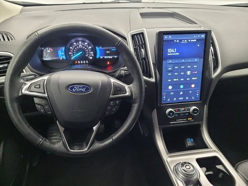 Used 2024 Ford Edge SEL image 22