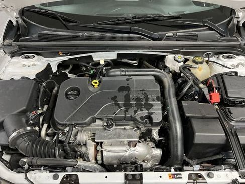 Used 2024 Chevrolet Malibu LT image 29