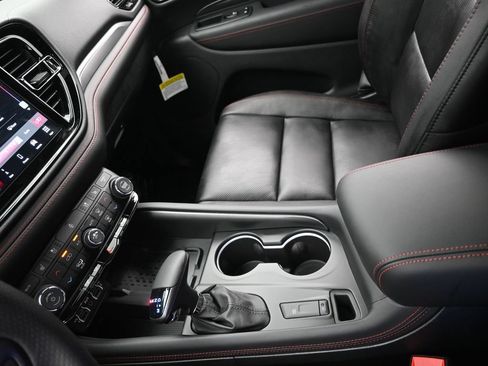 Used 2025 Dodge Durango R/T AWD/4WD image 24