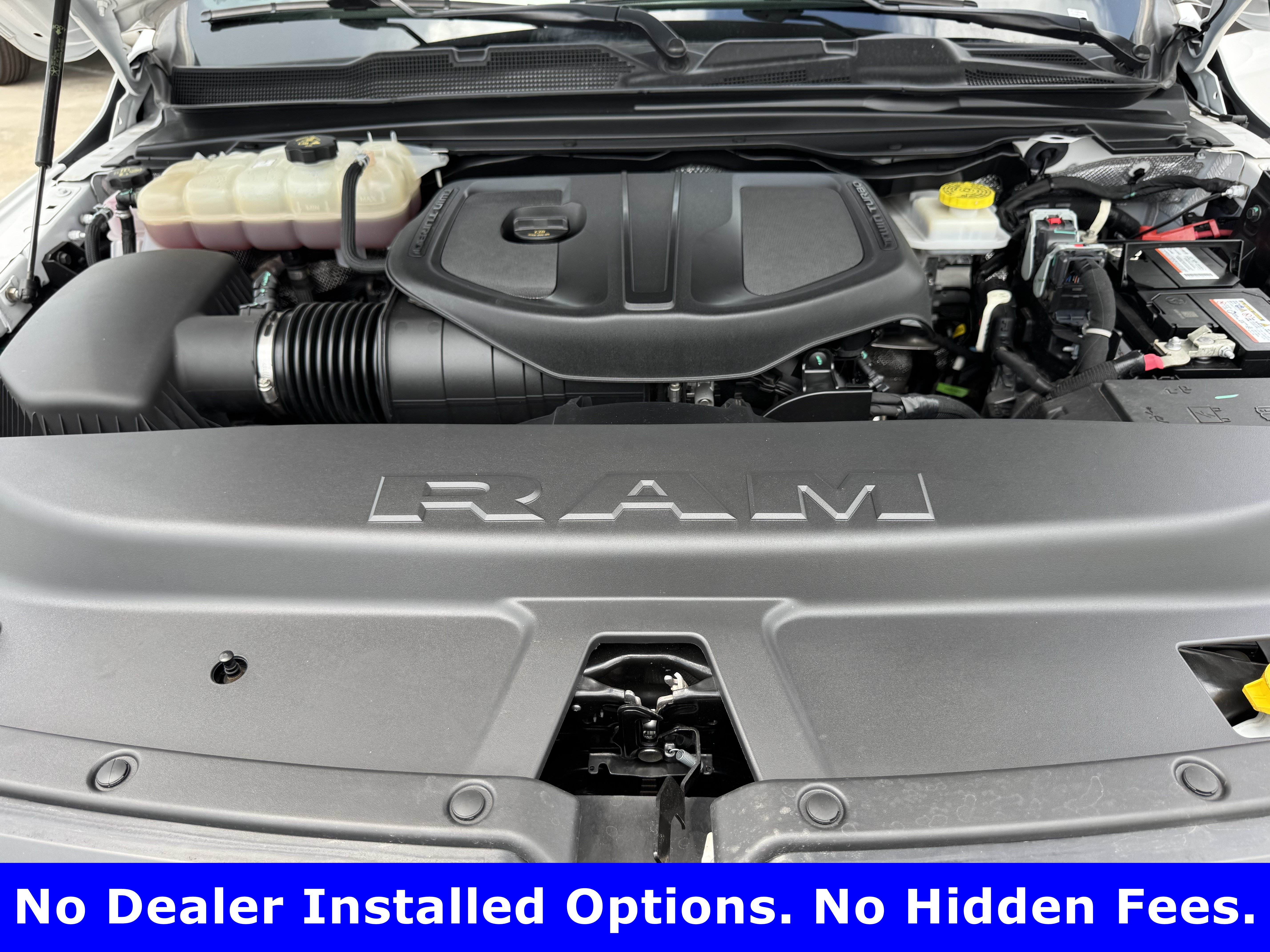 Used 2025 RAM 1500 Warlock AWD/4WD image 26