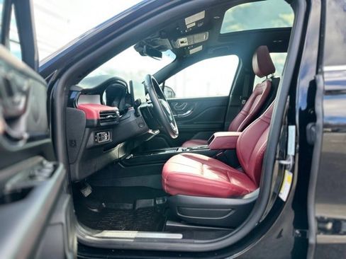 Used 2025 Lincoln Corsair Grand Touring w/ Equipment Group 301A image 11