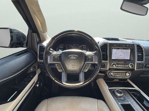 Used 2018 Ford Expedition Max Platinum image 10