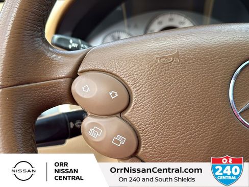 Used 2008 Mercedes-Benz E 350 Sedan image 21