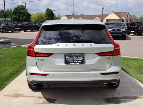 Used 2021 Volvo V60 T5 Cross Country w/ Climate Package AWD/4WD image 31