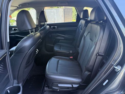 Used 2024 Kia Sorento X-Line EX AWD/4WD image 32