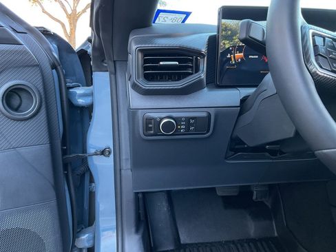 Used 2025 Ford Mustang Coupe image 22