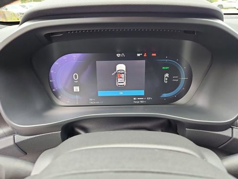 Used 2023 Volvo XC40 Recharge Ultimate w/ Protection Package Premier image 31