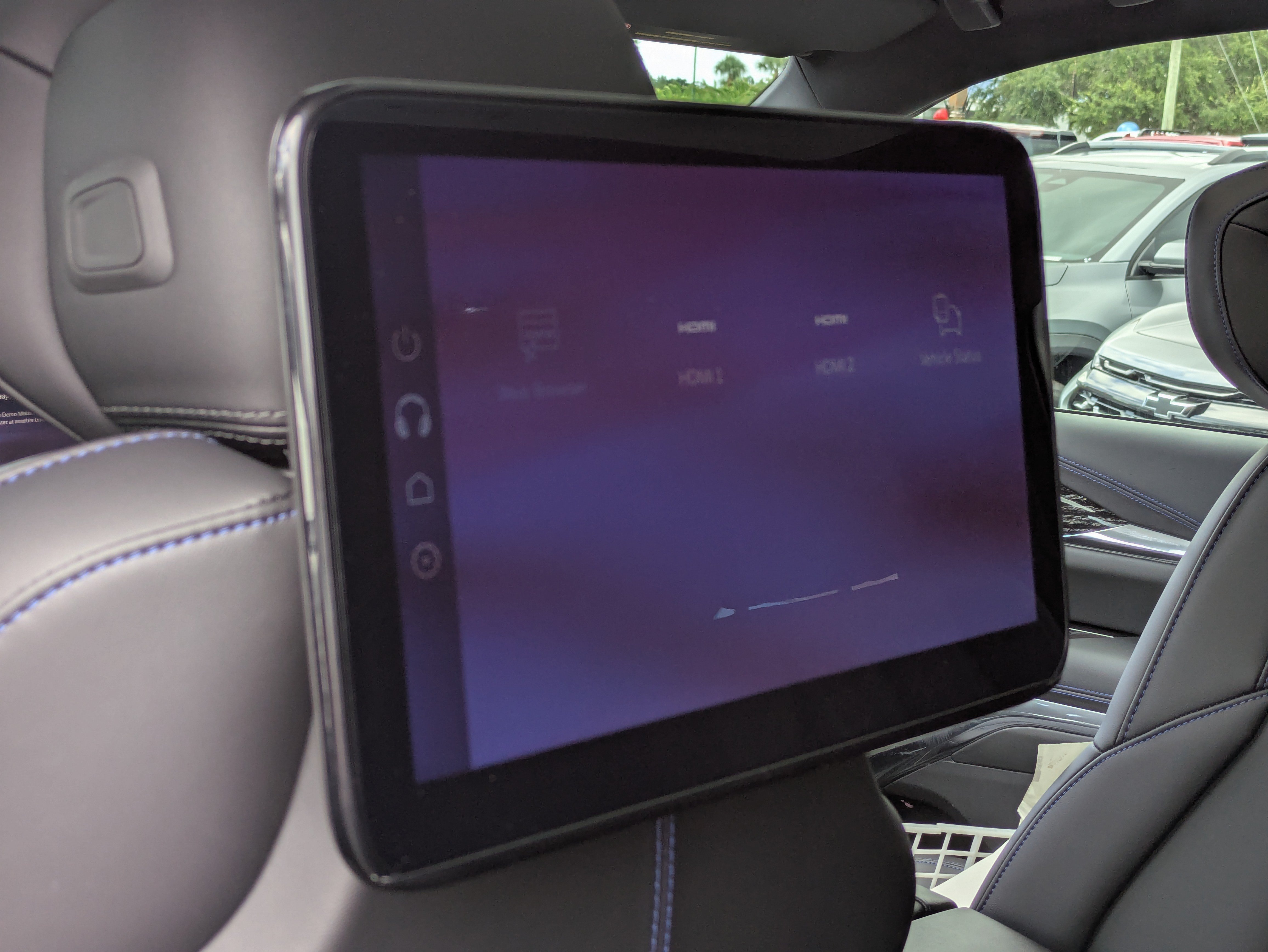 New 2026 Cadillac Escalade IQ Sport 1 w/ LPO, Floor Liner Package AWD/4WD image 9