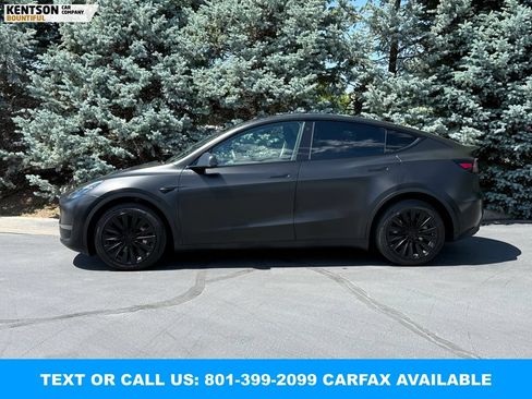 Used 2023 Tesla Model Y Long Range AWD/4WD image 3