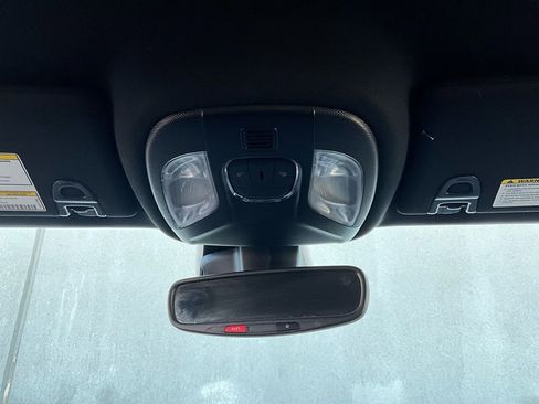 Used 2025 Jeep Compass Trailhawk image 15