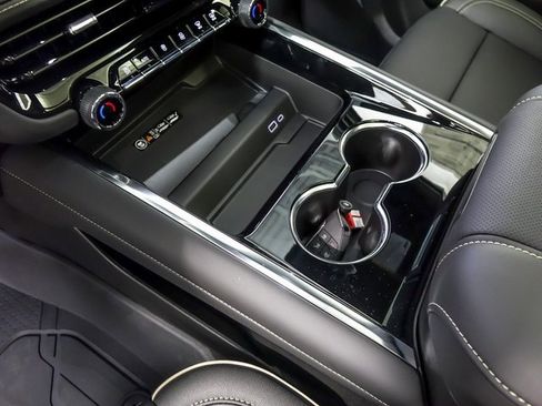 New 2026 Chevrolet Tahoe Premier image 23