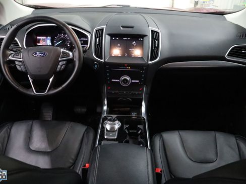 Used 2019 Ford Edge Titanium image 26