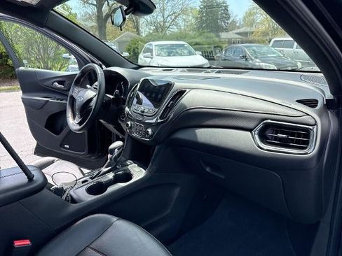 Certified 2023 Chevrolet Equinox RS w/ RS Leather Package AWD/4WD image 30