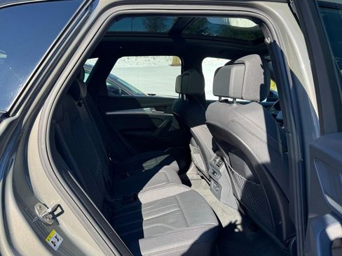 Used 2025 Audi Q5 2.0T Premium w/ Convenience Plus Package image 10