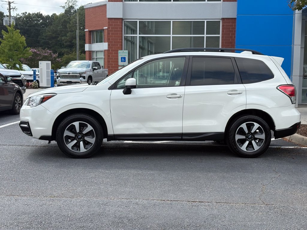 Used 2018 Subaru Forester 2.5i Premium AWD/4WD image 2