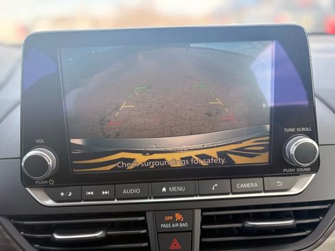 Used 2024 Nissan Altima 2.5 SV image 20