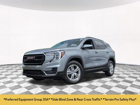 Used 2023 GMC Terrain SLE w/ Driver Convenience Package AWD/4WD image 2