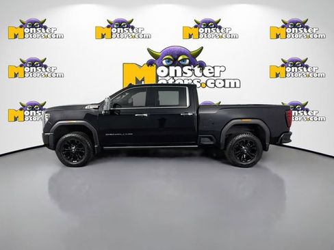 Used 2024 GMC Sierra 2500 Denali w/ Denali Reserve Package image 8