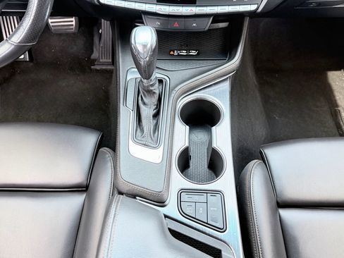 Used 2022 Cadillac CT4 Sport RWD image 19