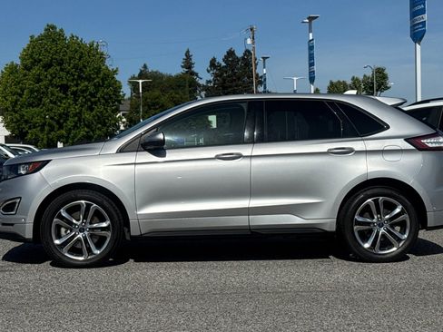 Used 2015 Ford Edge Sport w/ Equipment Group 401A AWD/4WD image 2