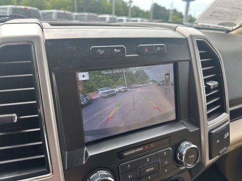 Used 2017 Ford F150 Lariat AWD/4WD image 25