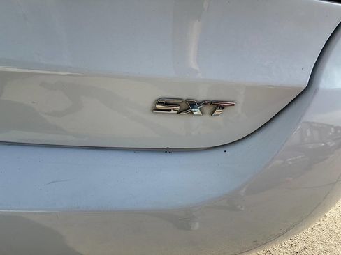 Used 2016 Dodge Dart SXT image 8