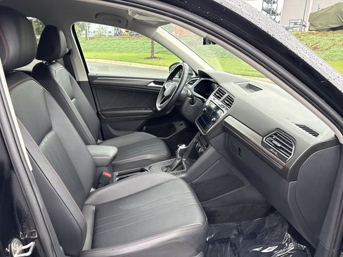 Used 2024 Volkswagen Tiguan Wolfsburg Edition FWD image 24