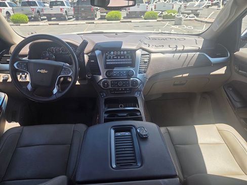 Used 2019 Chevrolet Suburban Premier AWD/4WD image 5