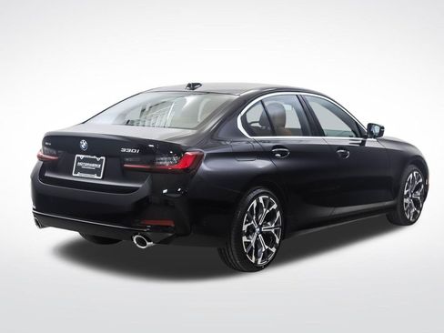 New 2026 BMW 330i xDrive Sedan w/ Convenience Package AWD/4WD image 5