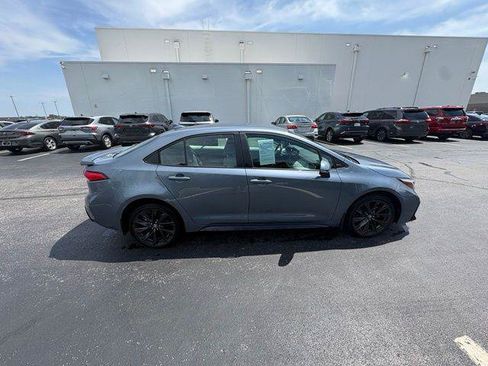 Certified 2024 Toyota Corolla SE w/ SE Convenience Package FWD image 7
