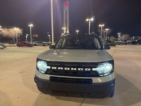 Used 2023 Ford Bronco Sport Outer Banks image 2