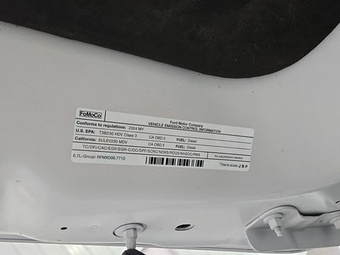 Used 2024 Ford F250 King Ranch w/ FX4 Off-Road Package image 37