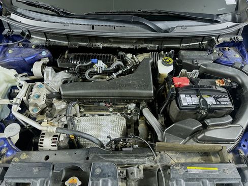 Used 2017 Nissan Rogue SL FWD image 33
