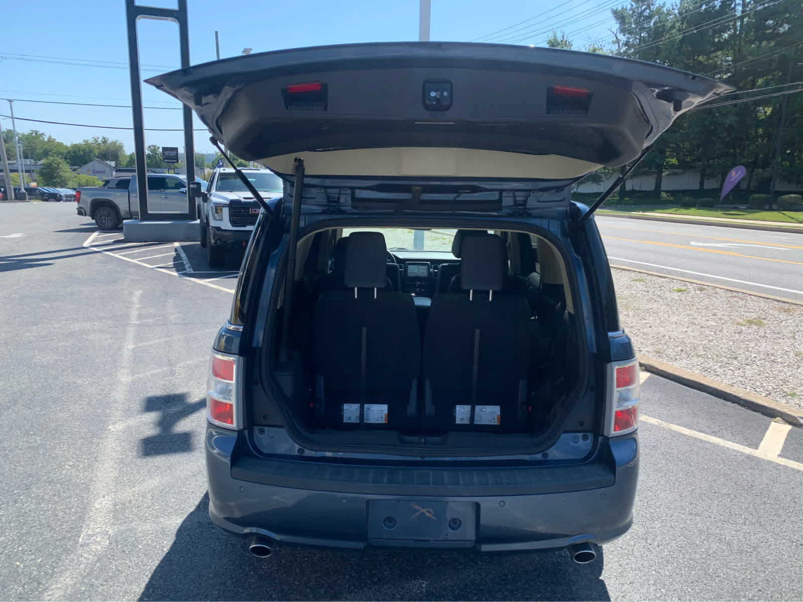 Used 2019 Ford Flex SEL w/ Equipment Group 202A AWD/4WD image 5