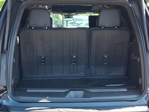 Certified 2023 Chevrolet Tahoe Premier w/ Premium Package 2 AWD/4WD image 30