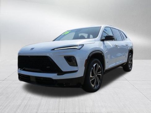 New 2026 Buick Enclave Sport Touring w/ LPO, Floor Liner Package image 6