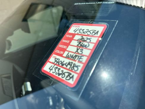 Used 2025 BMW X3 xDrive30i w/ Convenience Package image 19