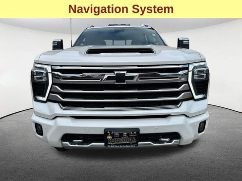 Used 2024 Chevrolet Silverado 2500 High Country w/ High Country Premium Package image 4