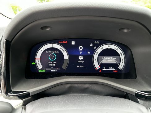 Used 2026 Toyota Camry XLE FWD image 17