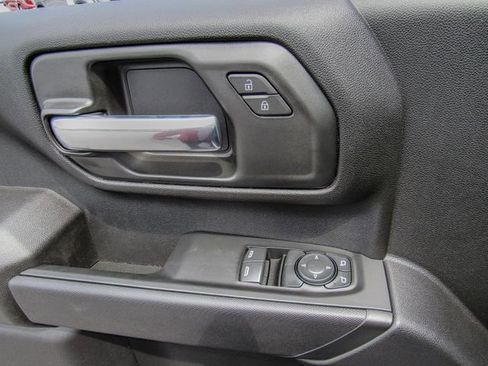 New 2025 GMC Sierra 2500 Pro image 16