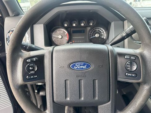 Used 2012 Ford F250 XLT w/ Heavy Service Suspension Pkg AWD/4WD image 15
