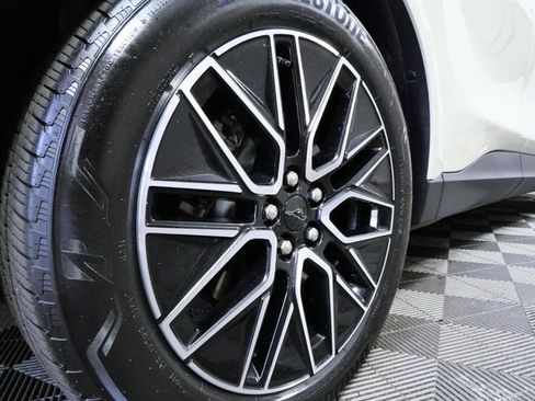Certified 2025 Ford Mustang Mach-E Premium AWD/4WD image 7