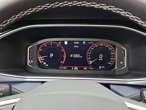 New 2026 Volkswagen Taos SEL image 19