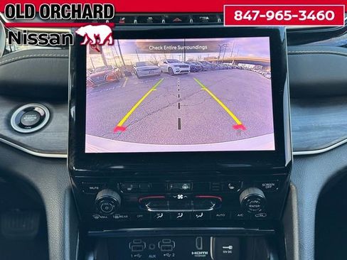 Used 2022 Jeep Grand Cherokee Limited 4xe image 17