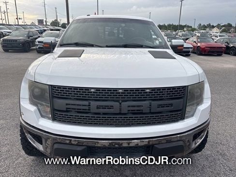 Used 2014 Ford F150 Raptor w/ Equipment Group 801A Luxury AWD/4WD image 2