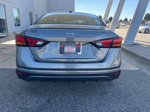 Used 2024 Nissan Altima 2.5 SV image 26